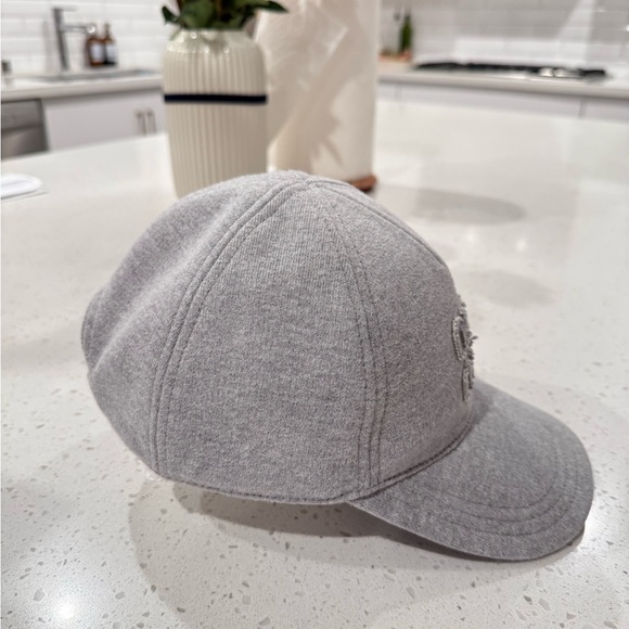 Miu Miu Grey Tessuto Logo Baseball Cap Size M - Picture 6 of 7